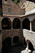 Abbazia di San Fruttuoso, il chiostro. 